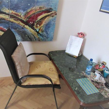 Privatzimmer Graz - Zentrumsnahe Екстер'єр фото