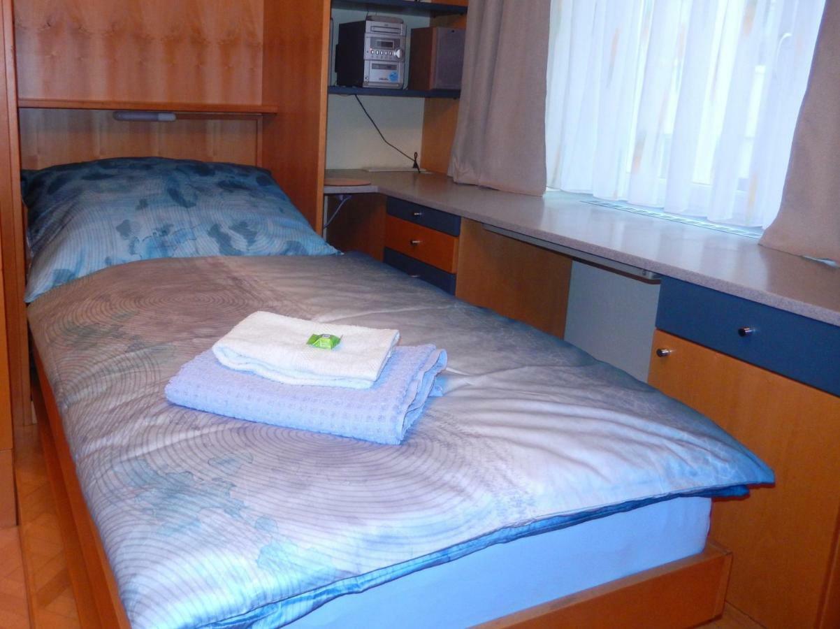Privatzimmer Graz - Zentrumsnahe Екстер'єр фото
