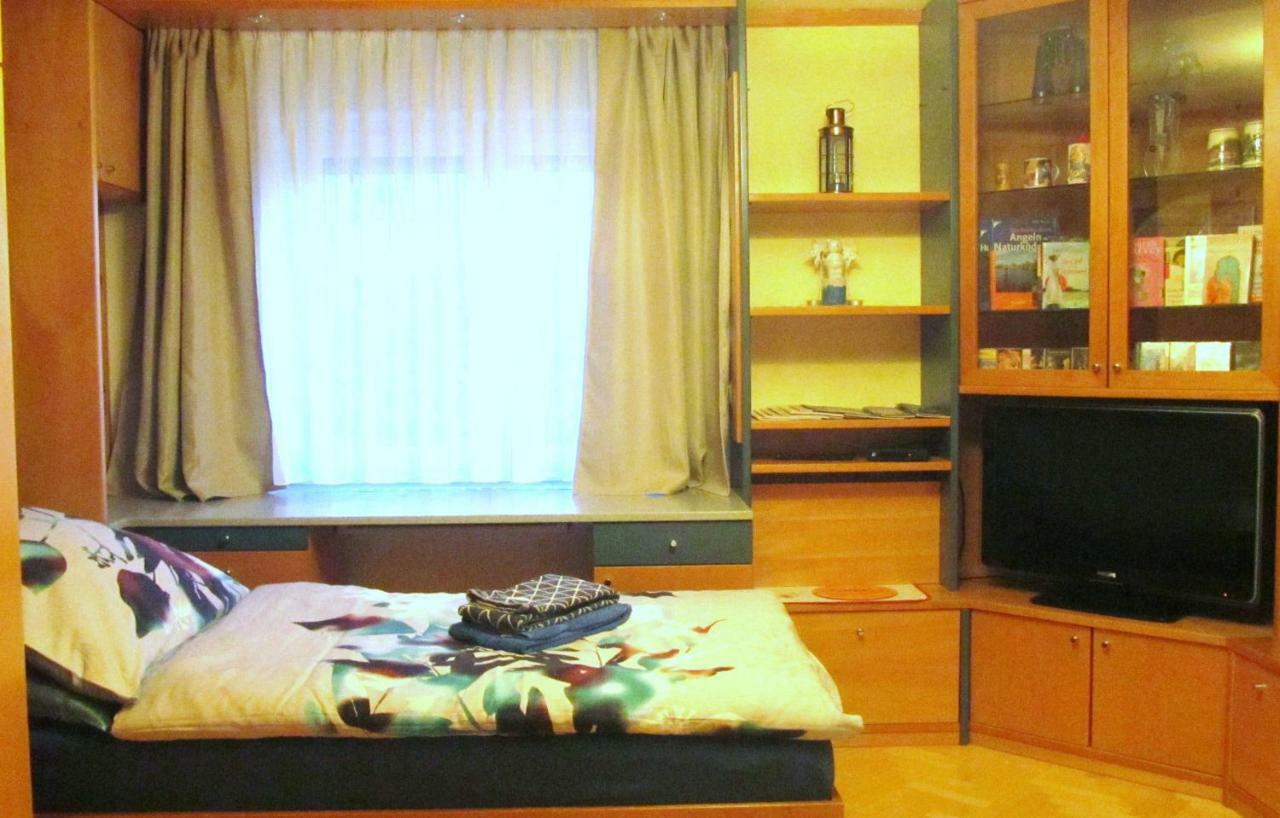 Privatzimmer Graz - Zentrumsnahe Екстер'єр фото